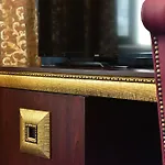 Elegance Hotel 3*