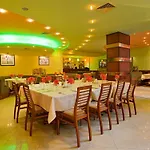 Elegance 3*