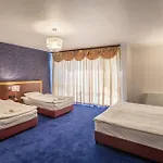 Elegance Hotel 3*