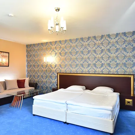 Elegance 3*