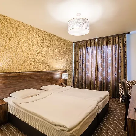 Elegance 3*