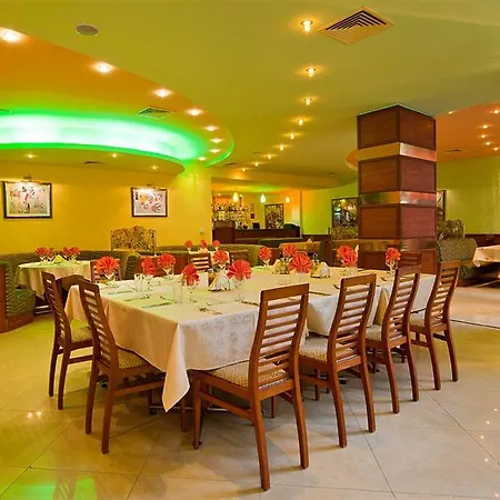 Elegance 3*